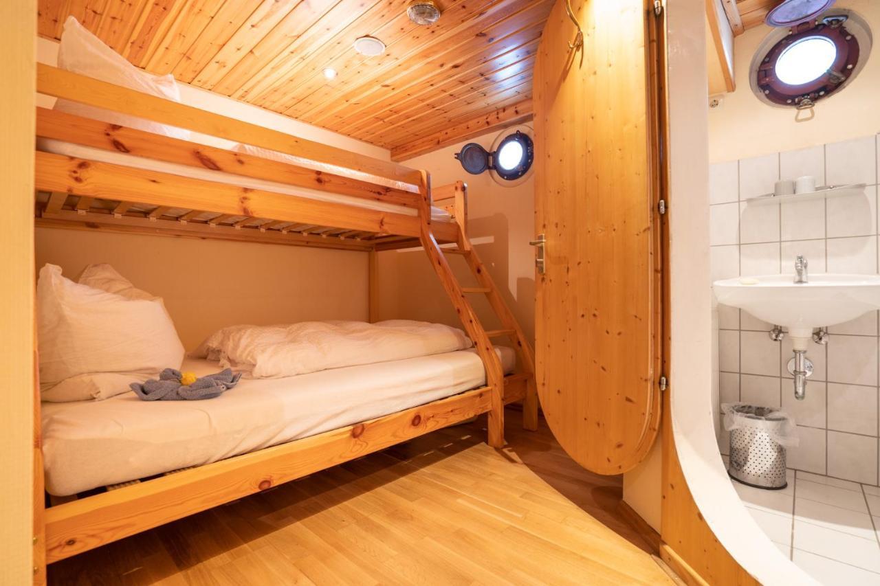 Kuestenmotorschiff Aventura BRE Exterior foto